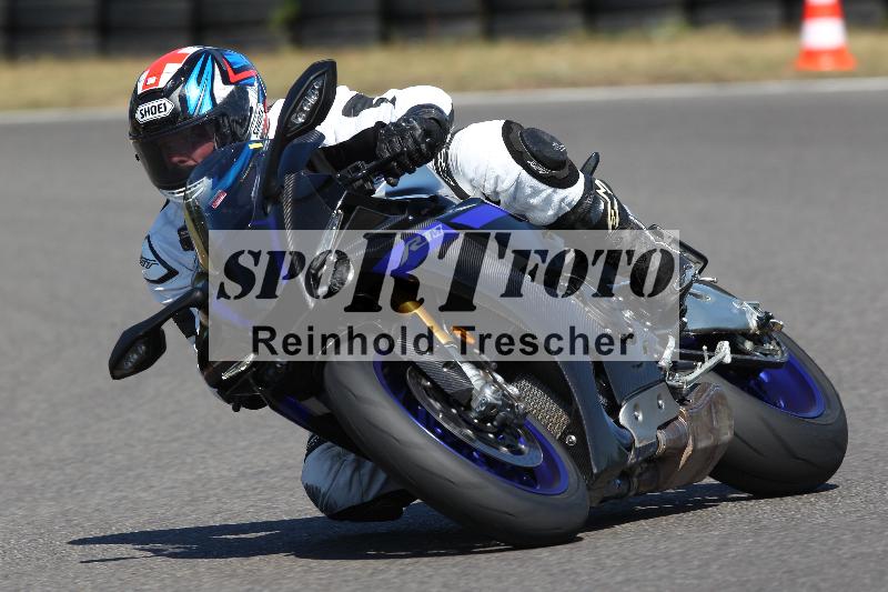 Archiv-2022/50 09.08.2022 MSS und TÖFF Track Day ADR/Gruppe rot/unklar